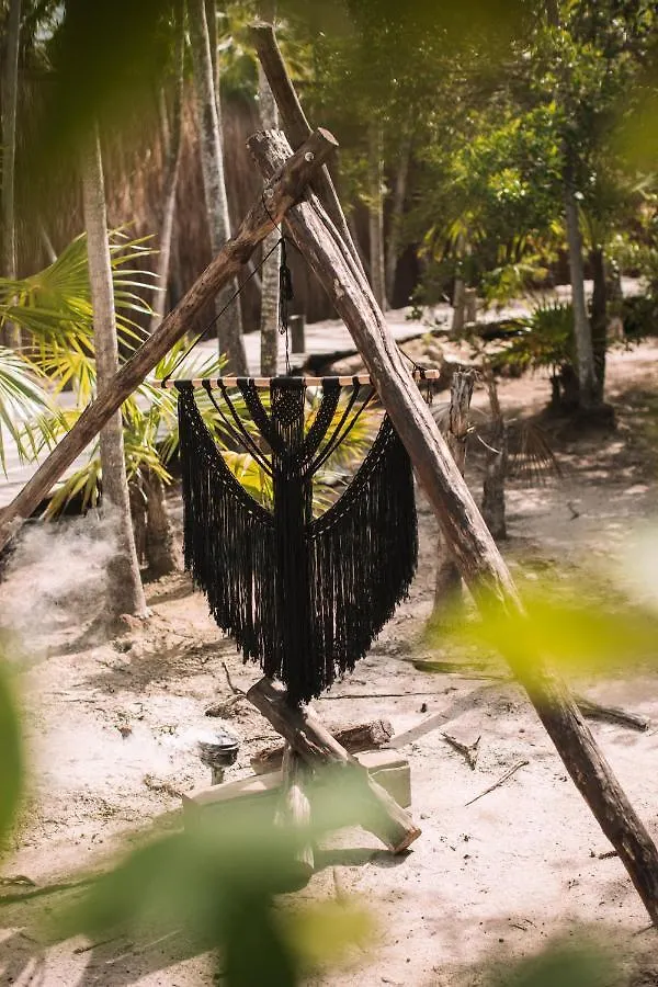 Uman Glamping & Cenote Tulum Hotel 0*,