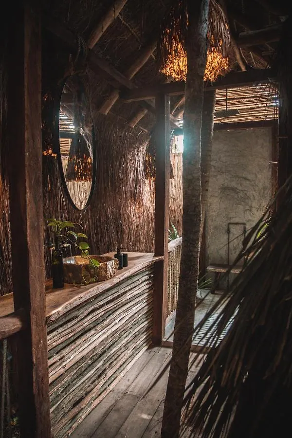 Uman Glamping & Cenote Tulum Hotel