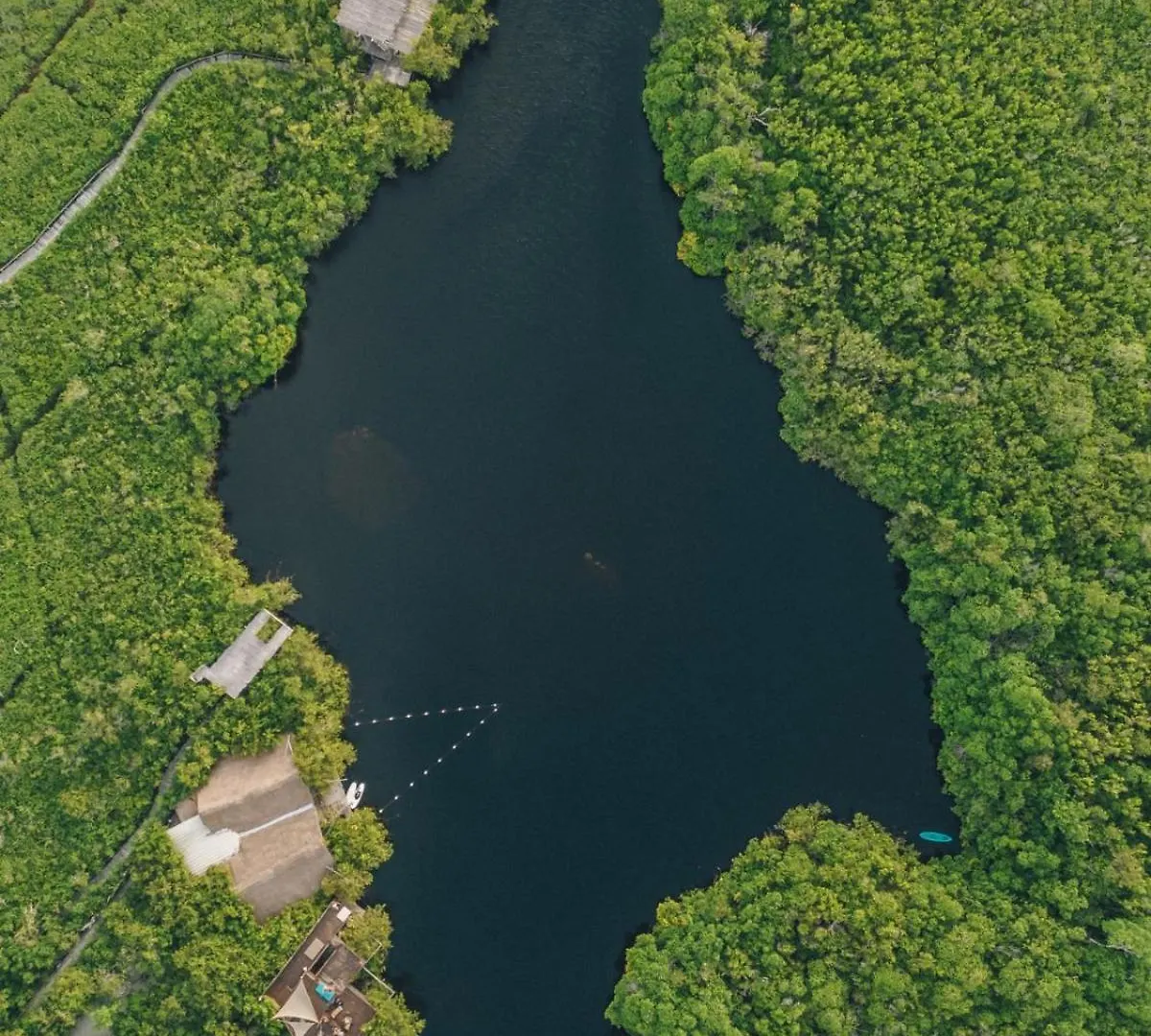 Luxe tent Uman Glamping & Cenote Tulum Hotel Mexico